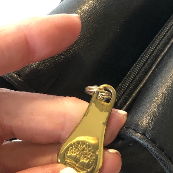 Timberland black leather small crossbody - Picture 10 of 11